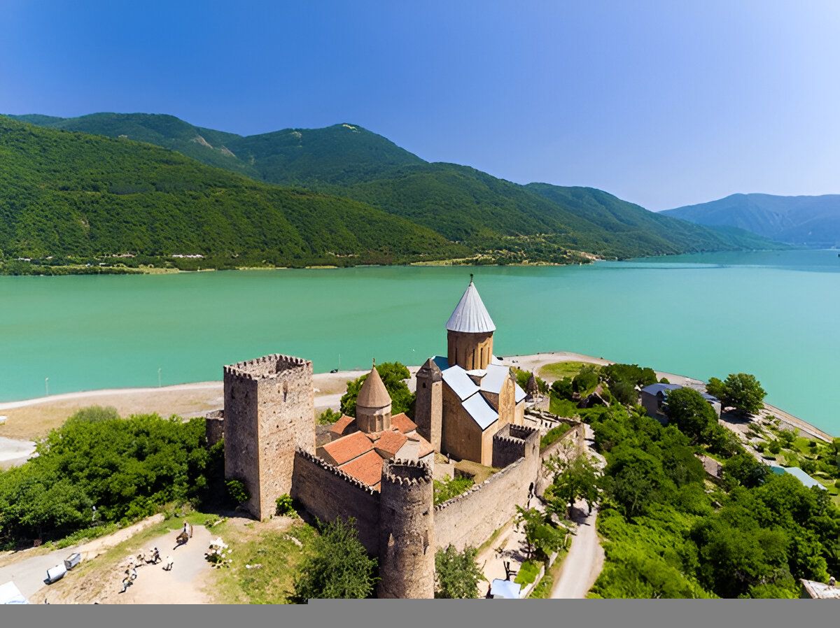 برنامج  جورجيا العرض  10 ليالي 11 يوم (العرض الماسي)